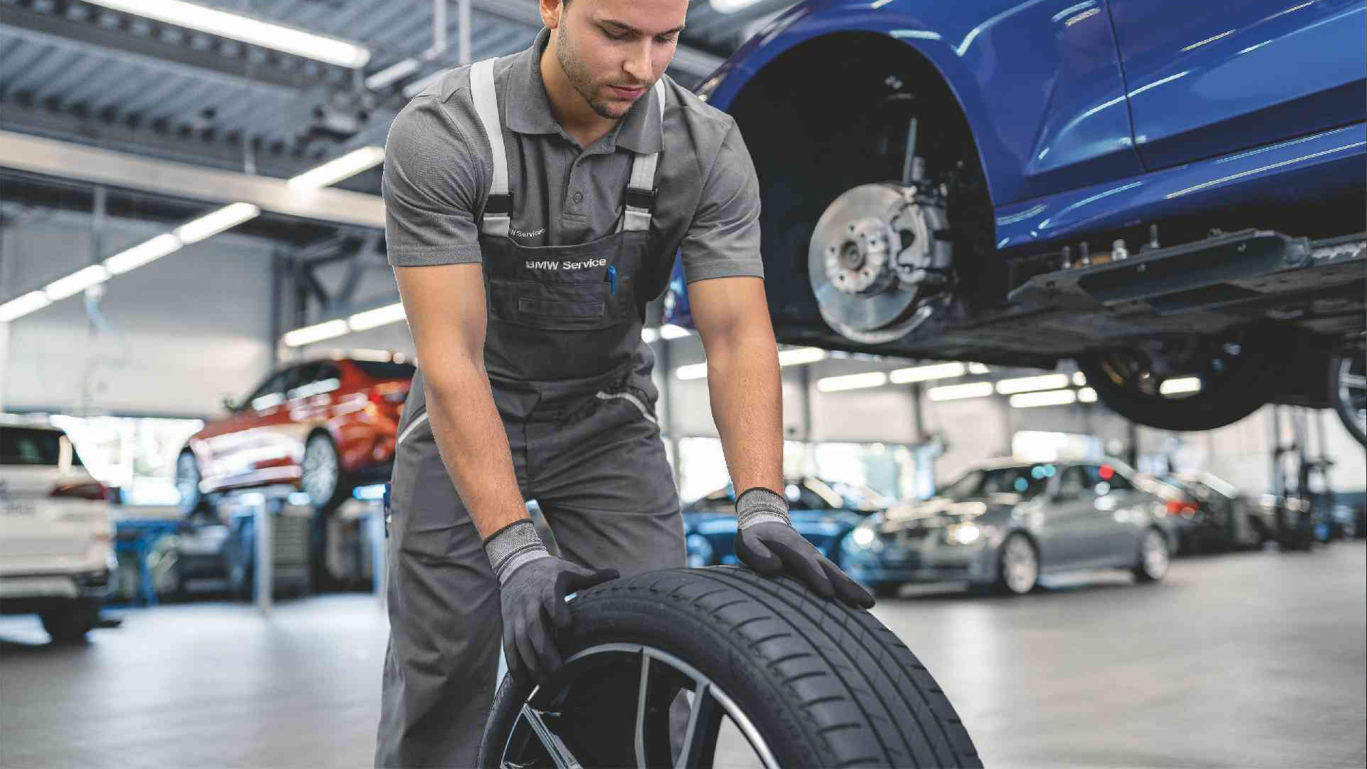 К сезону готовы. Шиномонтаж BMW.