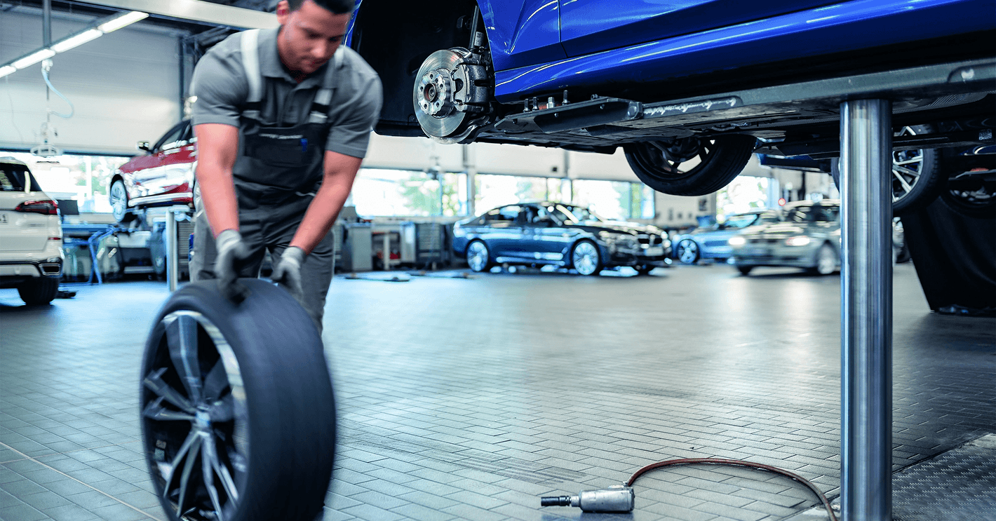 Шиномонтаж и развал-схождение