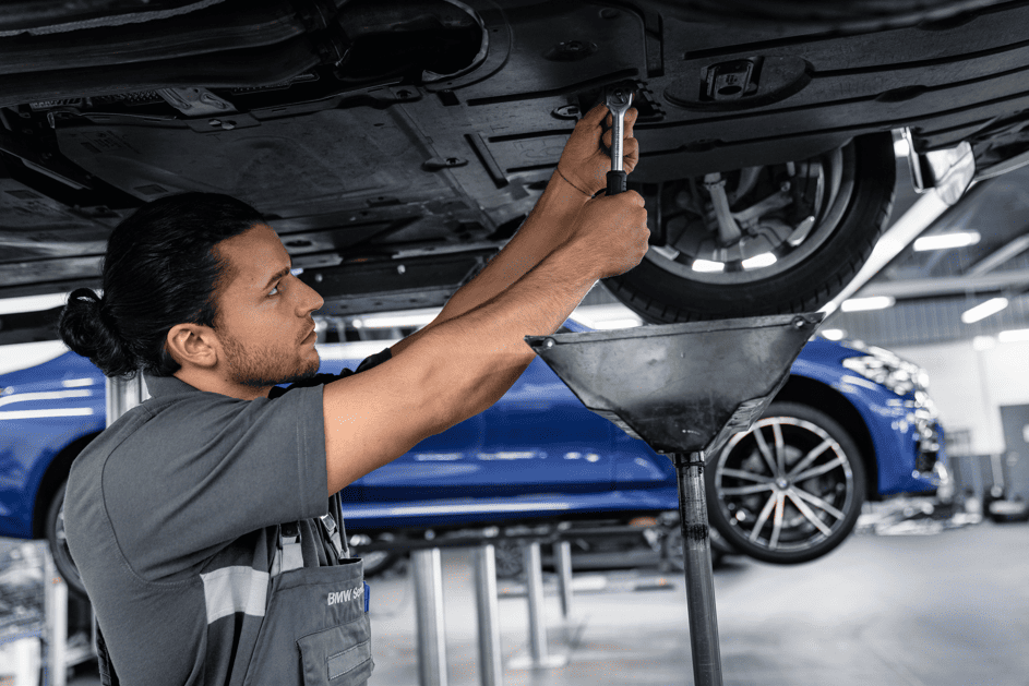 Специальная акция для владельцев BMW: комплексный осмотр ходовой части за 2.500 рублей.
