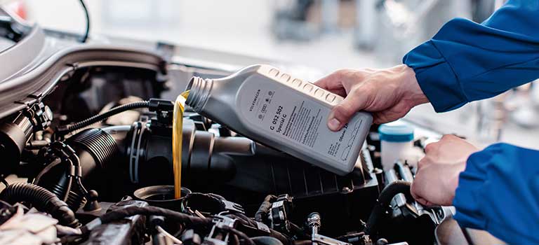 Volkswagen. Тройная выгода на замену масла в Медведь Абакан.