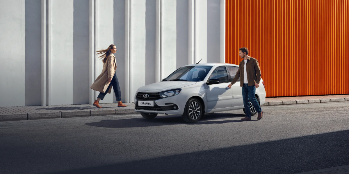 LADA GRANTA С ВЫГОДОЙ ДО 333 000 РУБ. НАБИРАЙТЕ ОБОРОТЫ ВМЕСТЕ С ВЕСНОЙ!