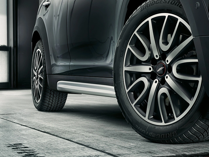 Услуги шиномонтажа