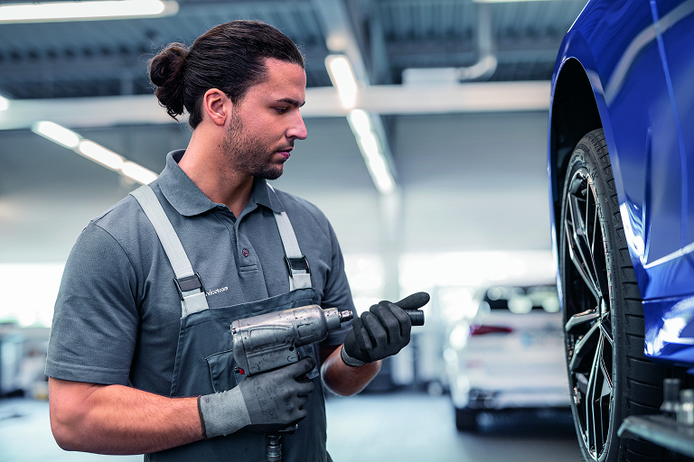 ТО, шиномонтаж и хранение шин — от 30 000 ₽.